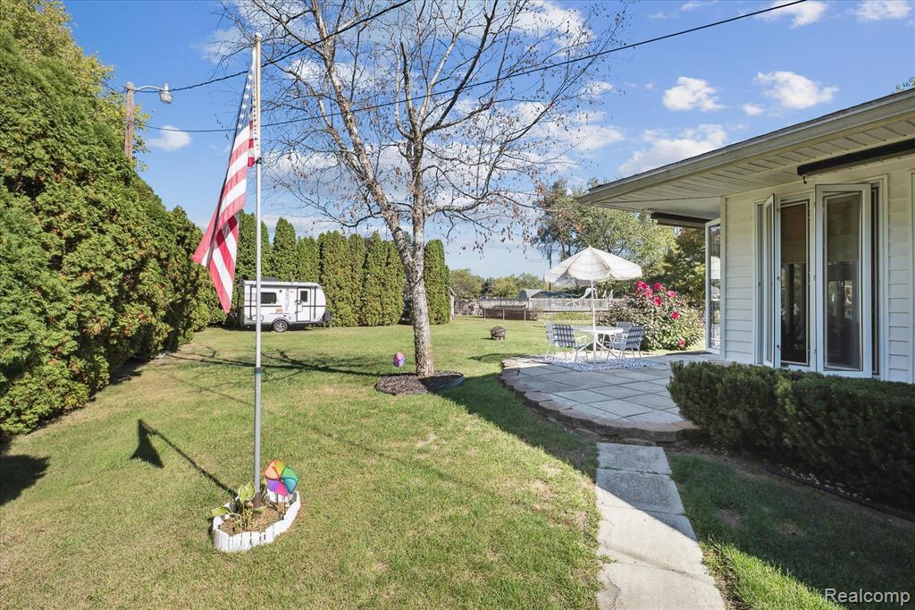 49816 W Huron River Drive, Belleville, MI 48111 — Photo 31