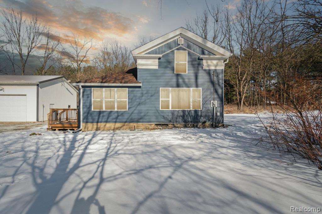 5815 E ALLEN Road, Howell, MI 48855 — front exterior