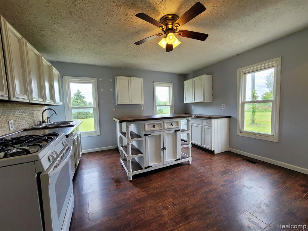 2694 MILLER Road, Riley, MI — Photo 7