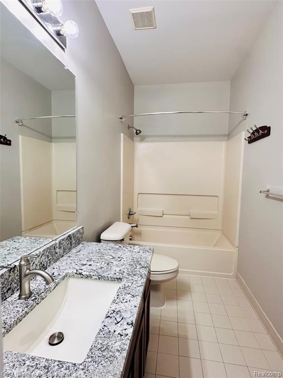 40420 BLYTHEFIELD Lane, Canton, MI 48188 — Photo 16