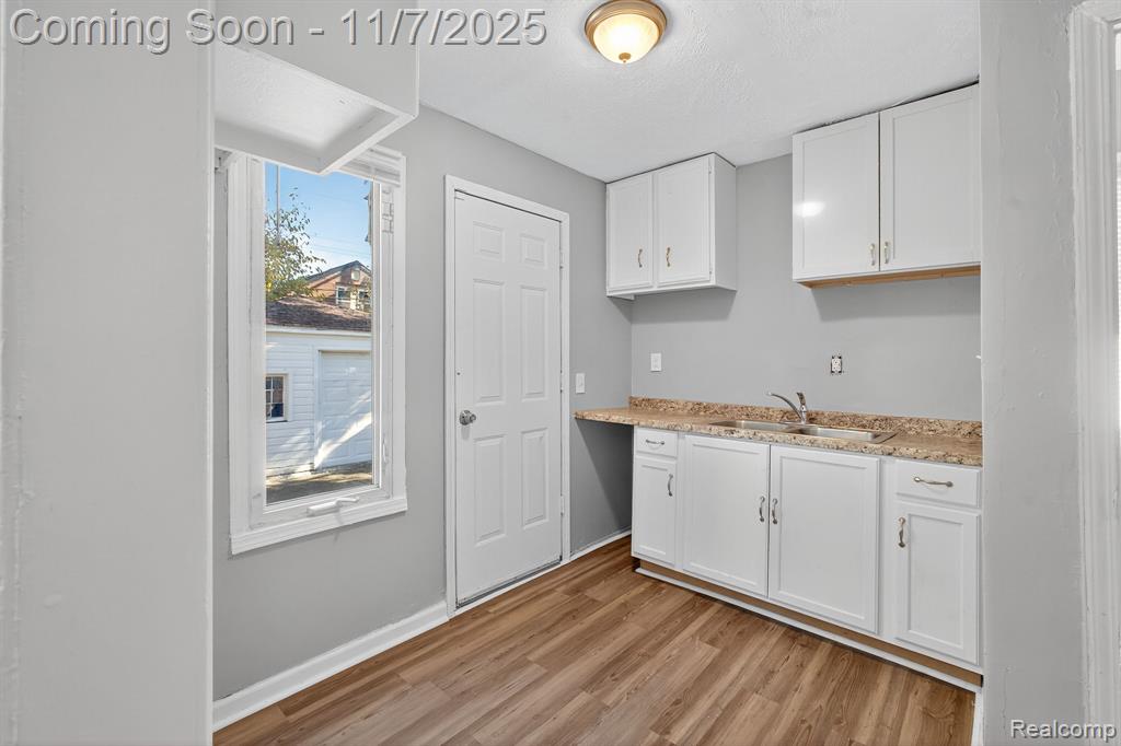 20216 Regent Drive, Detroit, MI 48205 — Photo 6