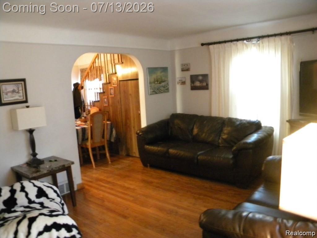 3141 Berkshire Avenue, Warren, MI 48091