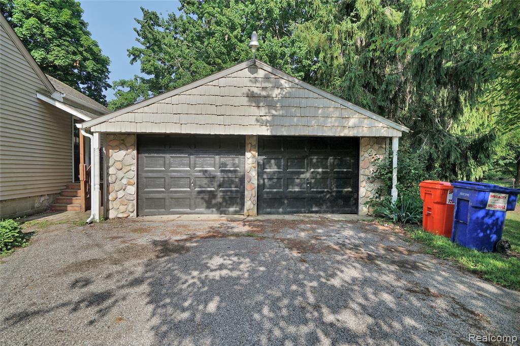 2476 Vandekarr Road, Owosso, MI 48867 — Photo 29