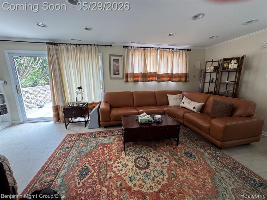 18769 Walmer Lane, Beverly Hills, MI 48025 — Photo 16