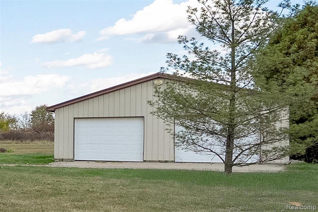 8031 Abbott Road, Brown, MI 48416 — Photo 49