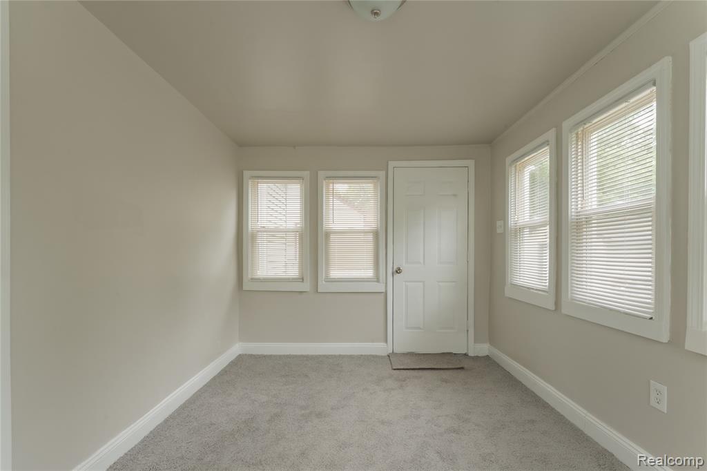 582 Lebaron Avenue, Pontiac, MI 48340 — Photo 20