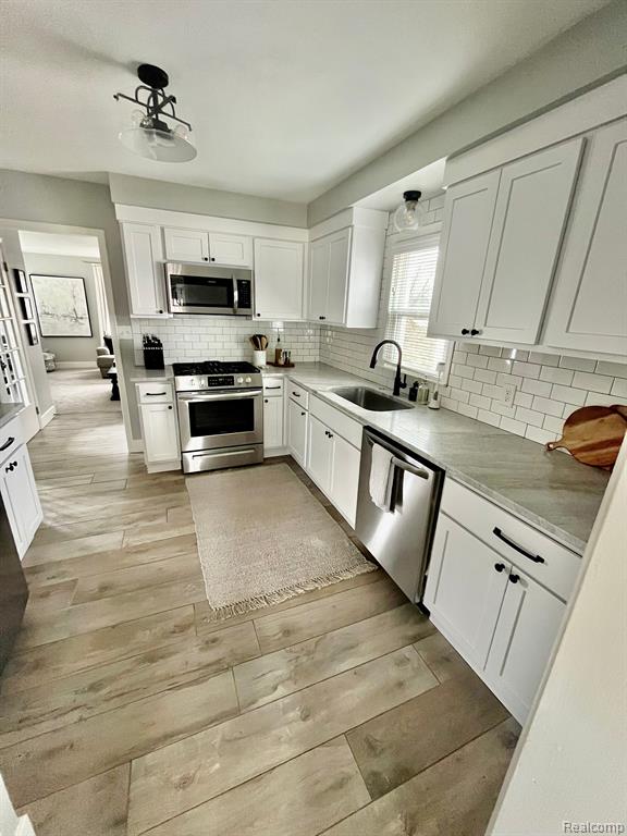 654 BROADACRE Avenue, Clawson, MI — Photo 10