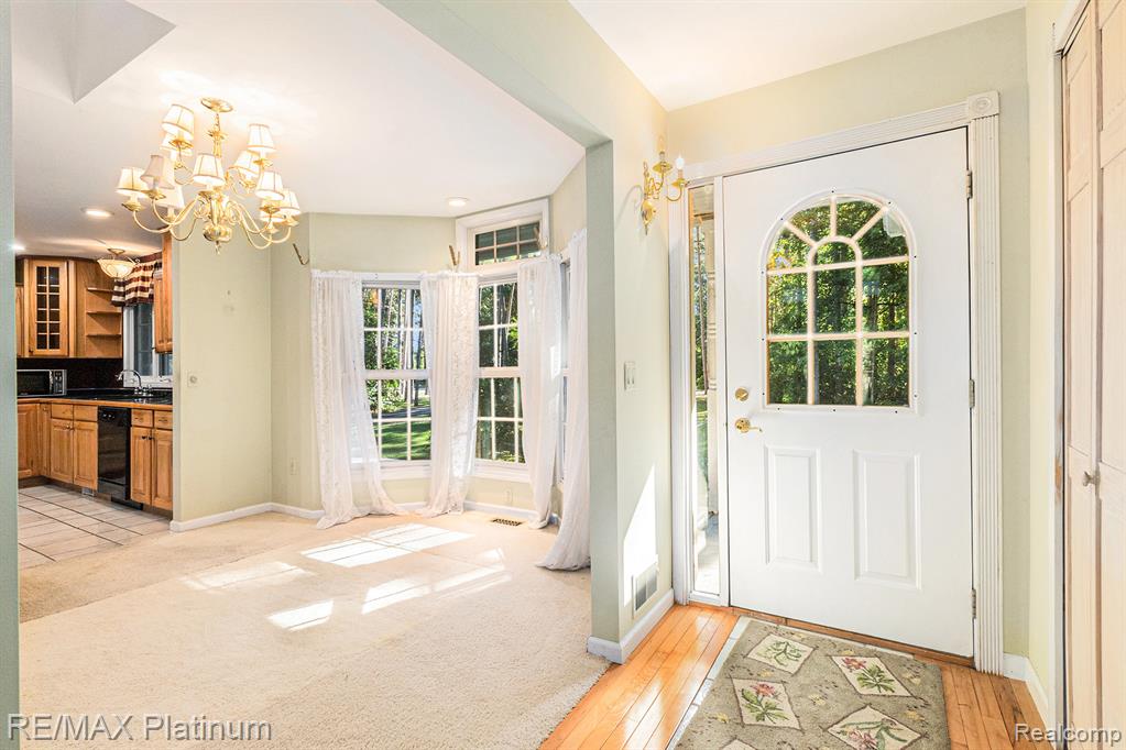 9151 PINEVIEW LAKE COURT, Linden, MI 48451 — Photo 2