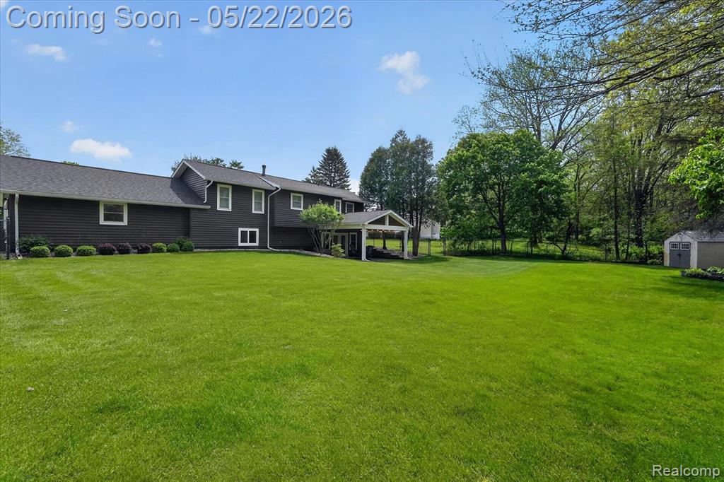 12192 Overlook Drive, Fenton, MI 48430 — Photo 41