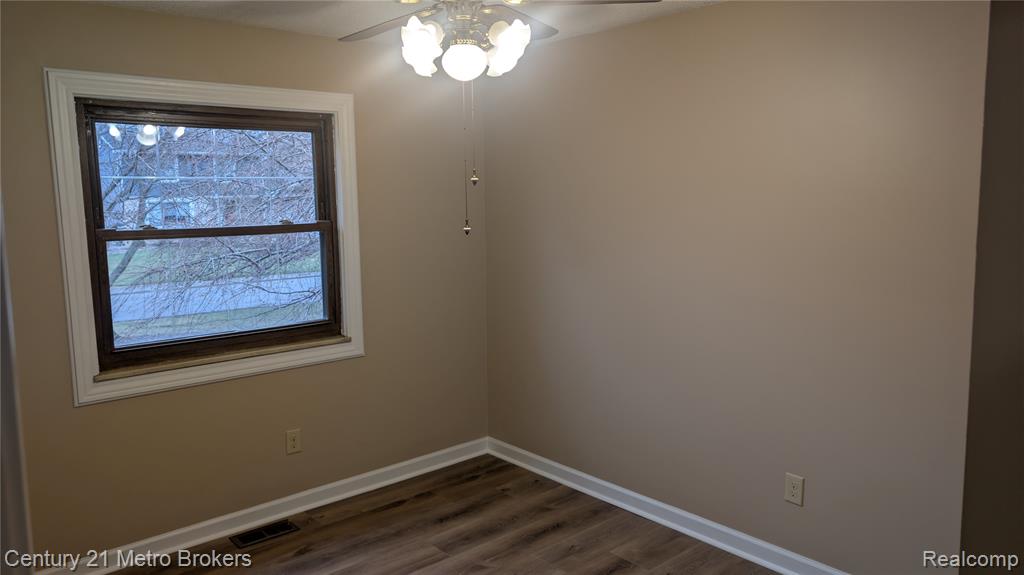7445 New Hampshire Drive, Davison, MI 48423 — Photo 12