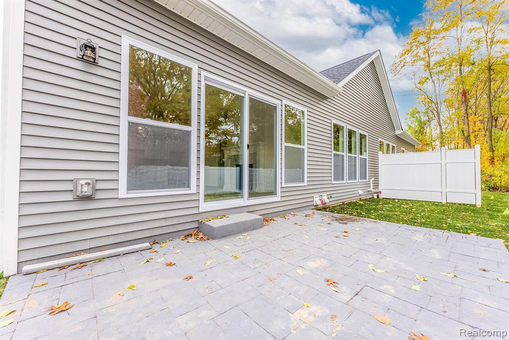 702 Ander Lane, 87, White Lake, MI — Photo 25