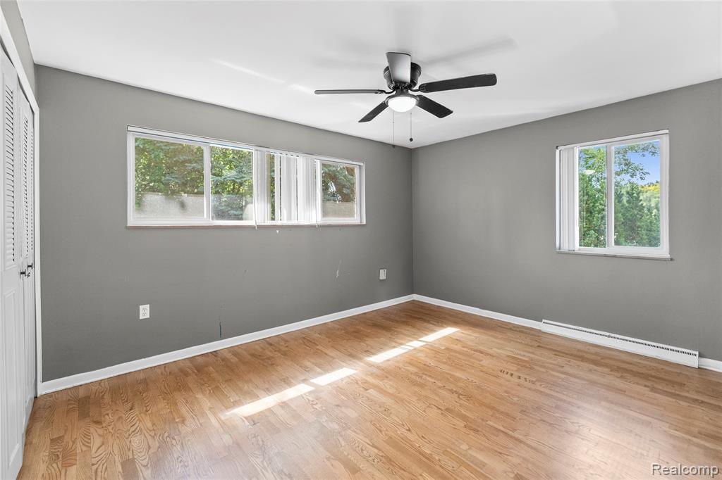 2354 Grove Park Road, Fenton, MI 48430 — Photo 12