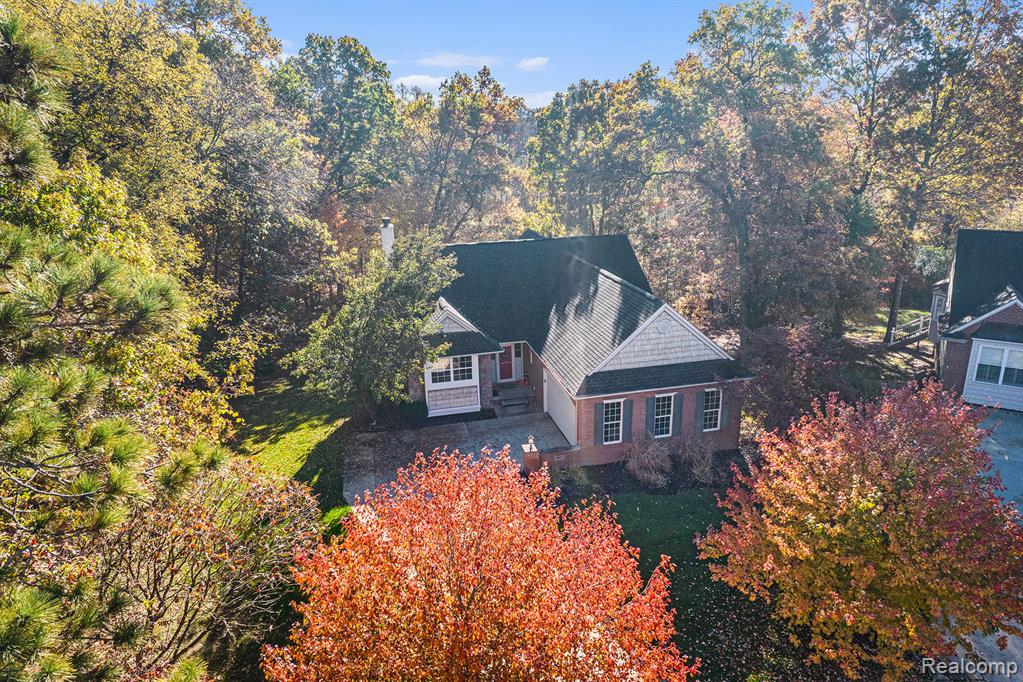 9993 Tioga Trail, Pinckney, MI 48169 — Photo 23