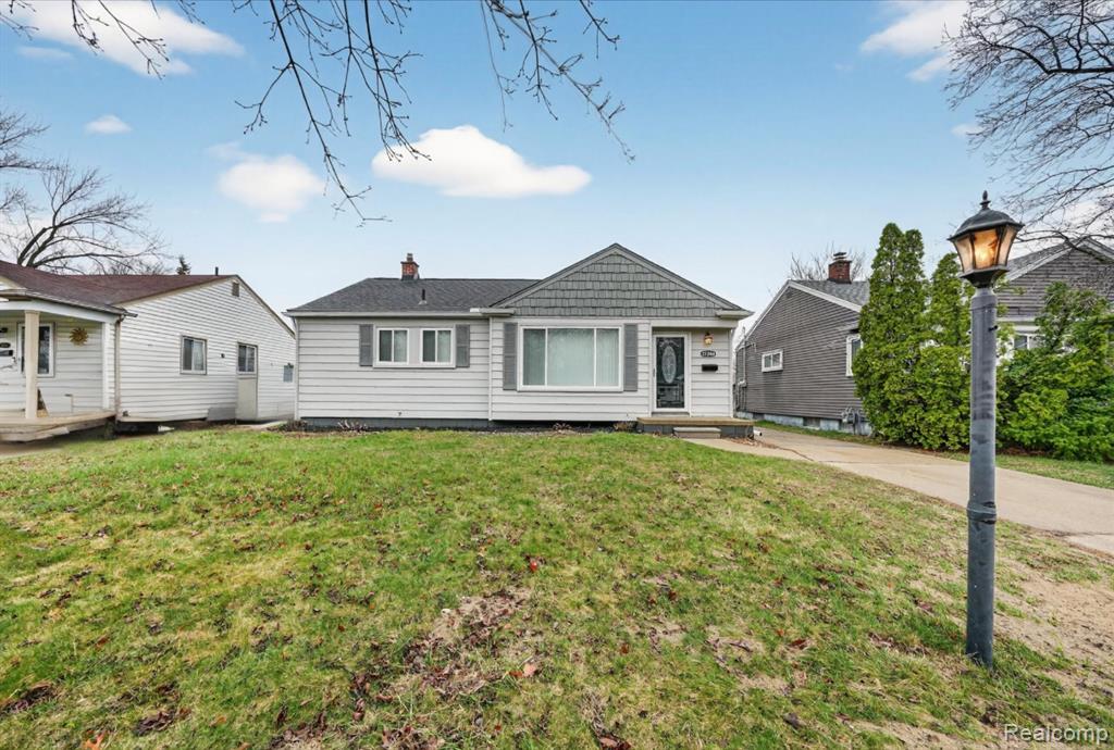 31244 Rosslyn Avenue, Garden City, MI — Photo 2