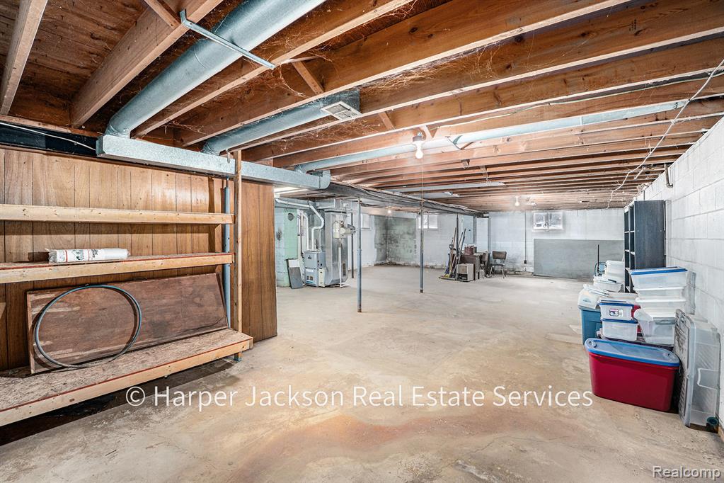 11637 E Lansing Road, Durand, MI 48429 — Photo 24