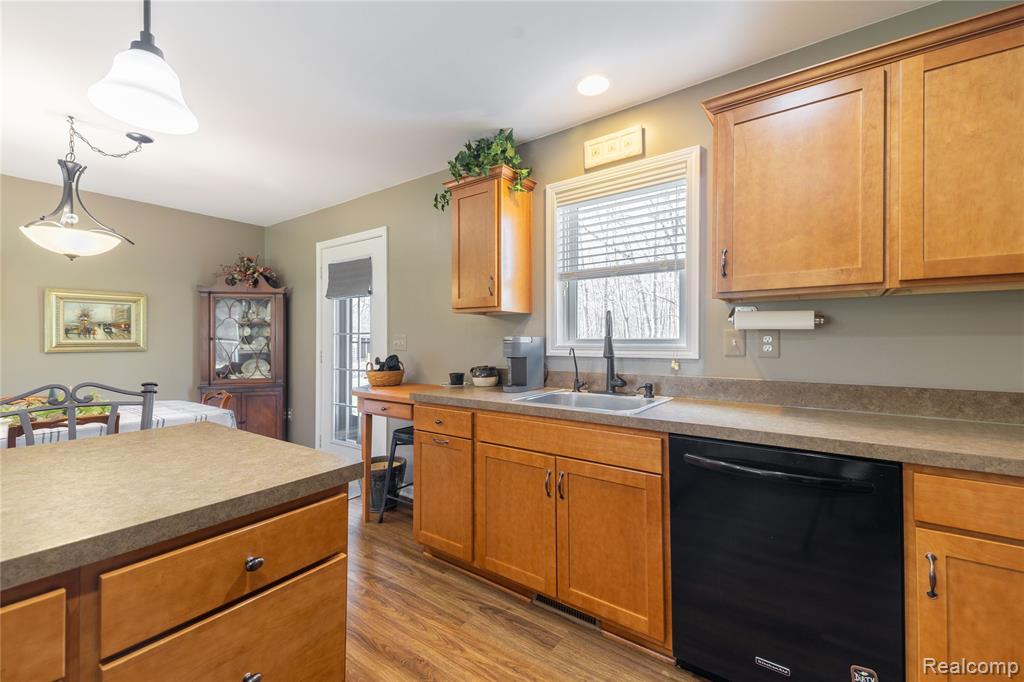 40880 Willis Road, Belleville, MI 48111 — Photo 14