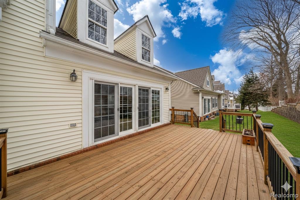638 W Bluff Court, 31, Rochester Hills, MI 48307 — Photo 48