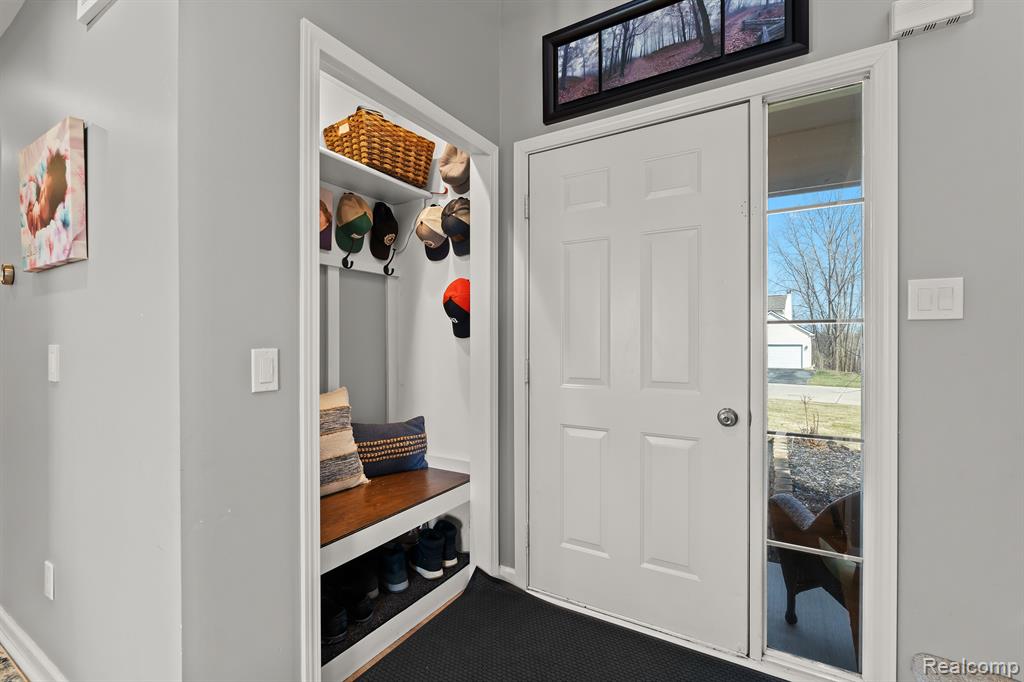 4201 JUDITH Court, Linden, MI 48451 — Photo 5