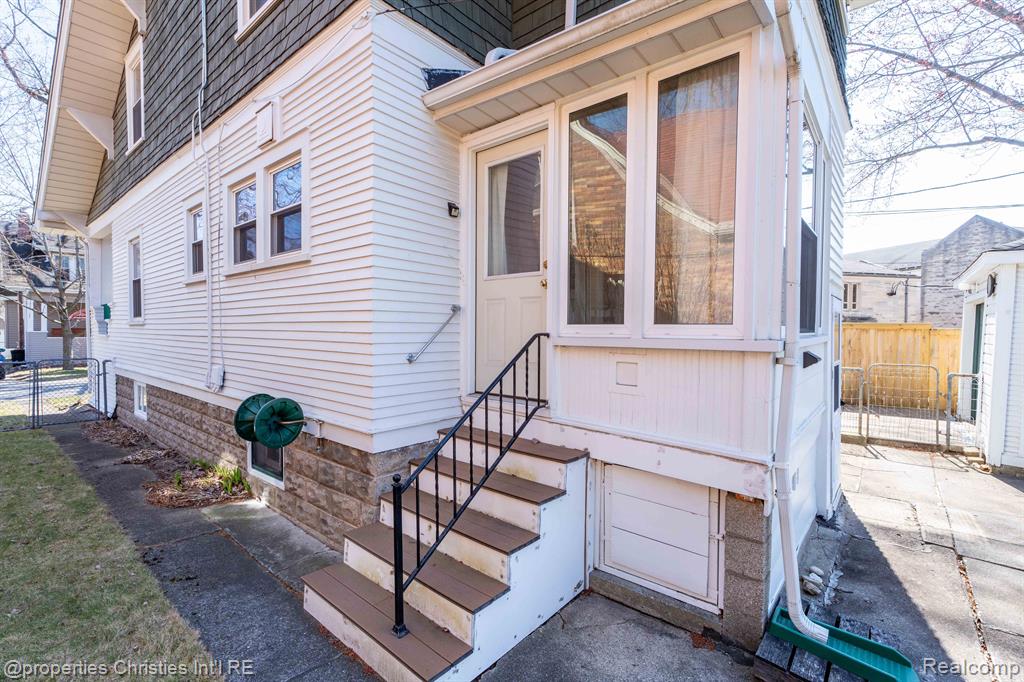 418 S Maple Avenue, Royal Oak, MI 48067 — Photo 36