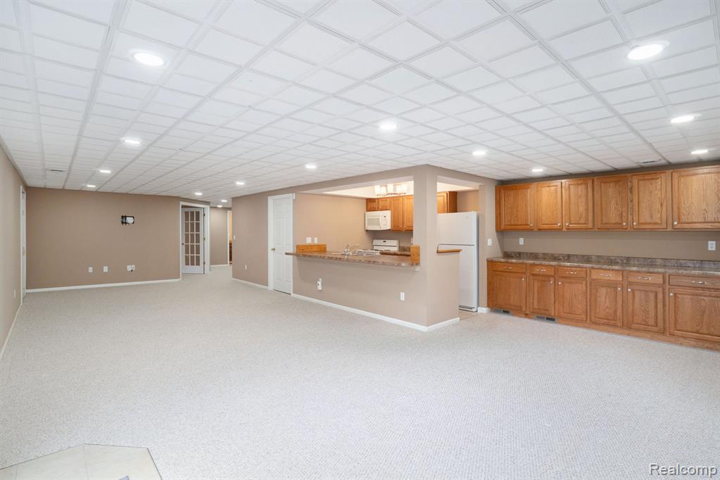 4019 Pine Ridge Court, Fenton, MI 48430 — Photo 28