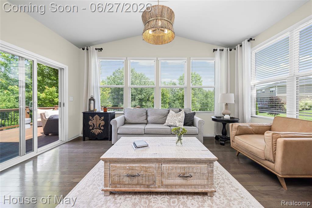 5830 Waycroft Court, Commerce Twp, MI 48382 — Photo 22