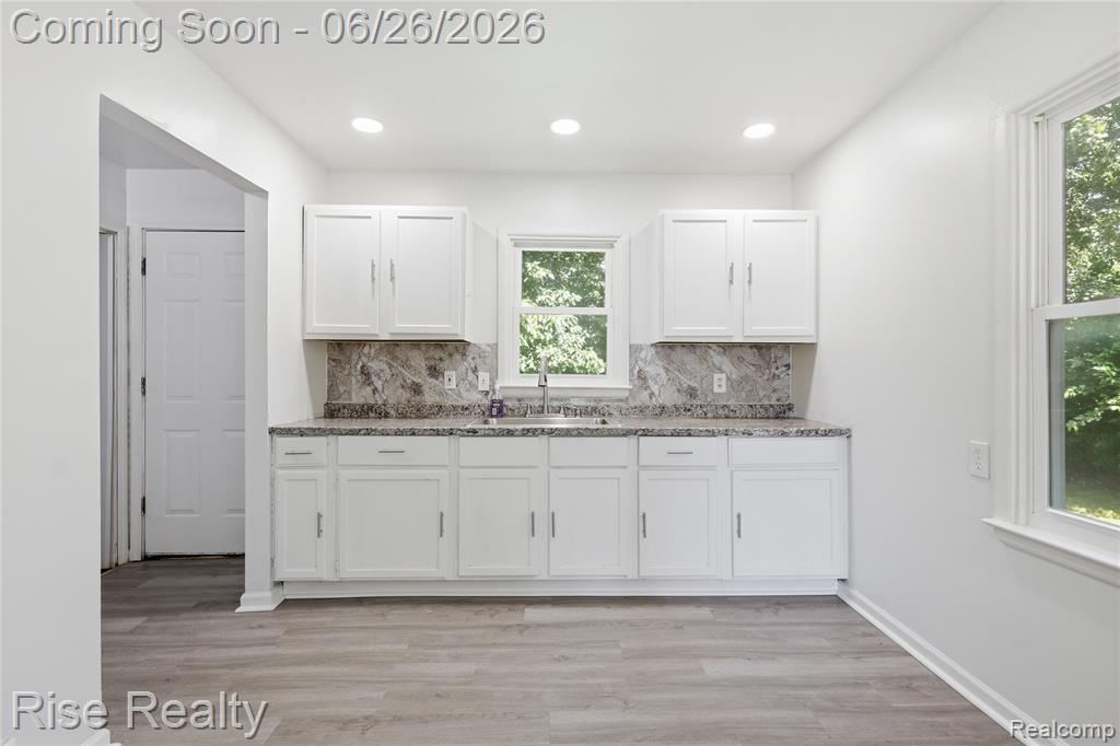 3472 W Gracelawn Avenue, Flint, MI 48504 — Photo 6