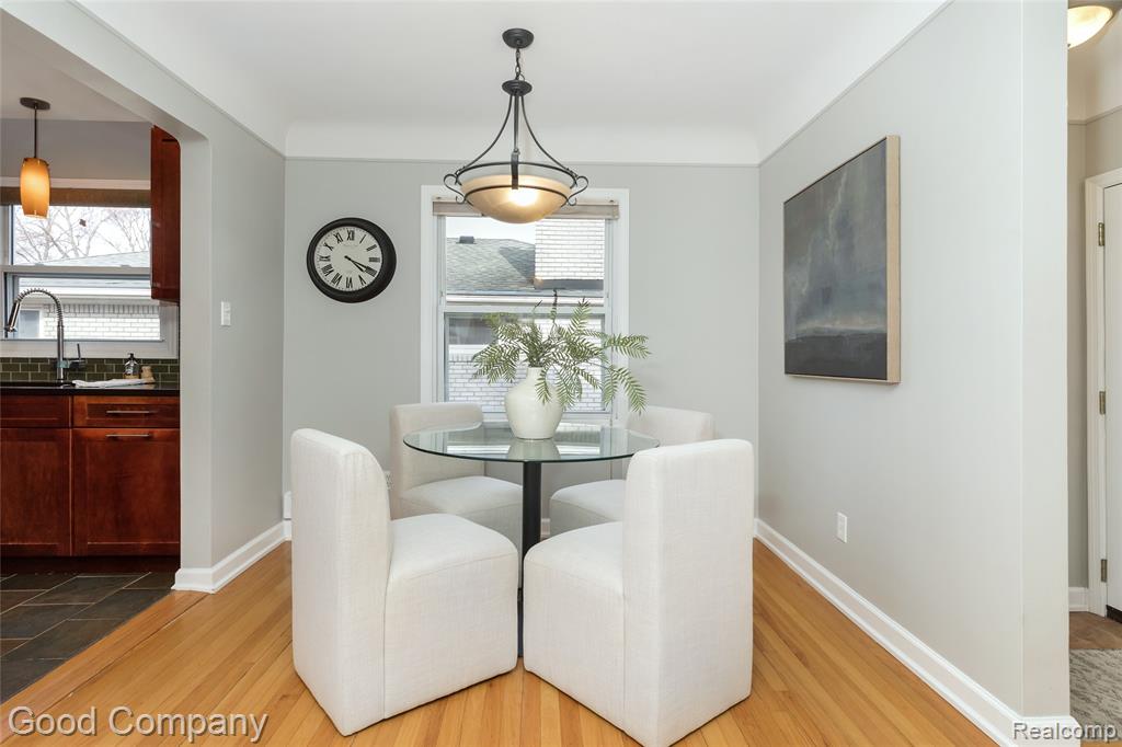 702 Orchard View Drive, Royal Oak, MI 48073 — Photo 6