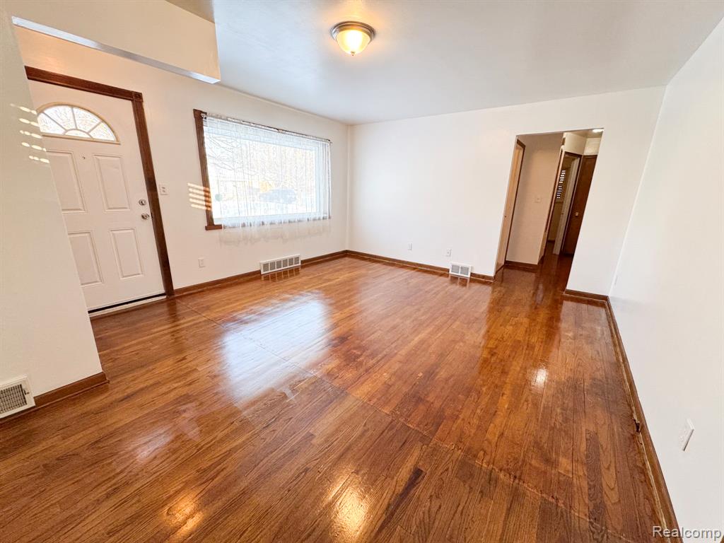 4227 Eastlawn Avenue, Wayne, MI 48184 — Photo 3