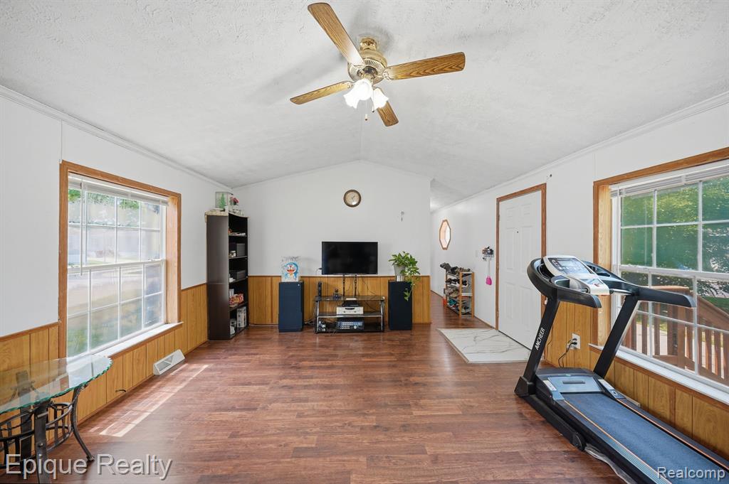 6255 Lake Drive, Augusta, MI 48197 — Photo 6