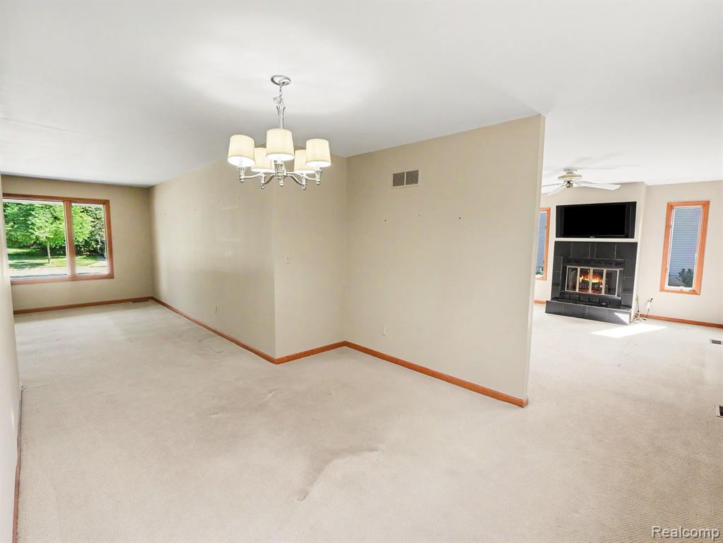 415 Bennington Court, Saline, MI 48176 — Photo 7