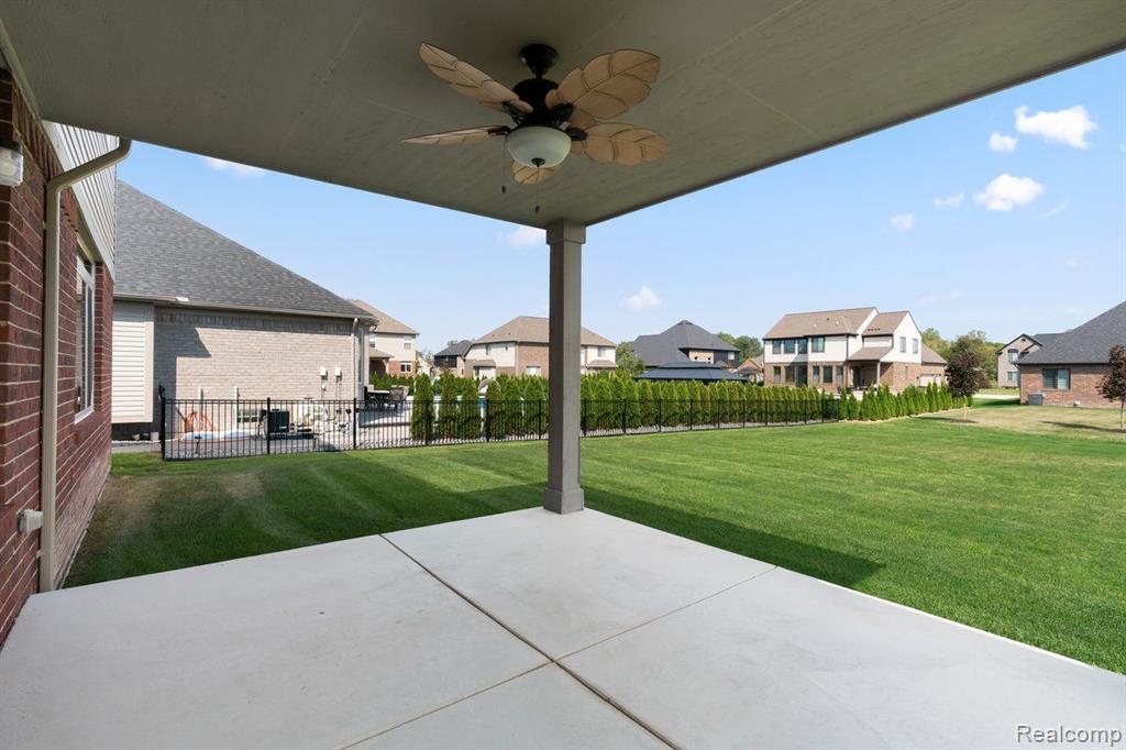 54806 BLACK HILLS Lane, Utica, MI 48316 — Photo 39