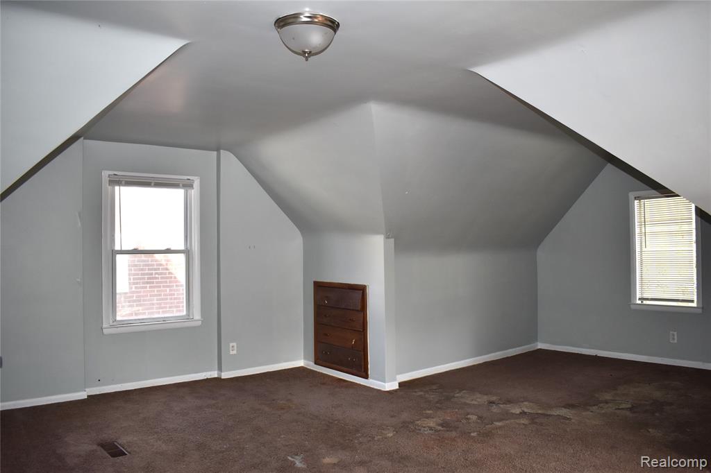 9729 Lakepointe Street, Detroit, MI 48224 — Photo 10