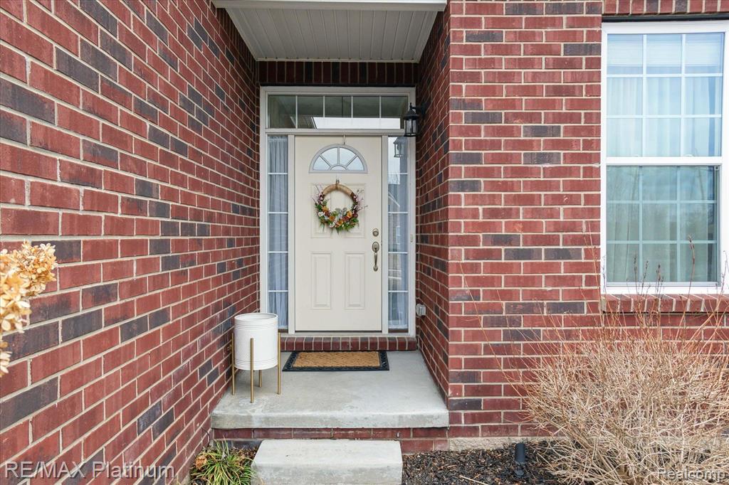 61082 SHAYA Boulevard, South Lyon, MI 48178 — Photo 5