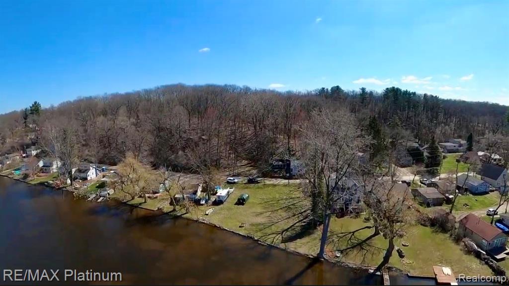 11280 Patterson Lake Dr Drive, Pinckney, MI 48169 — Photo 12