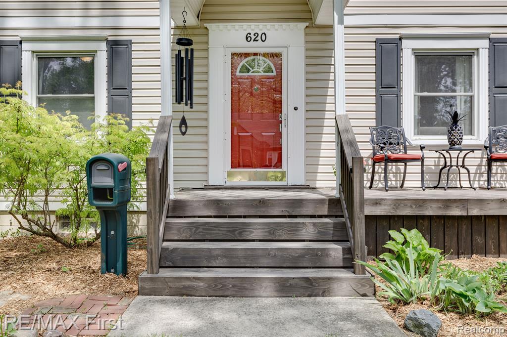 620 W BRECKENRIDGE Street, Ferndale, MI 48220 — Photo 2