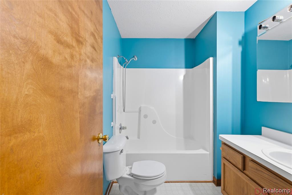 2224 Touchdown Court, 2, Ypsilanti, MI 48197 — Photo 11