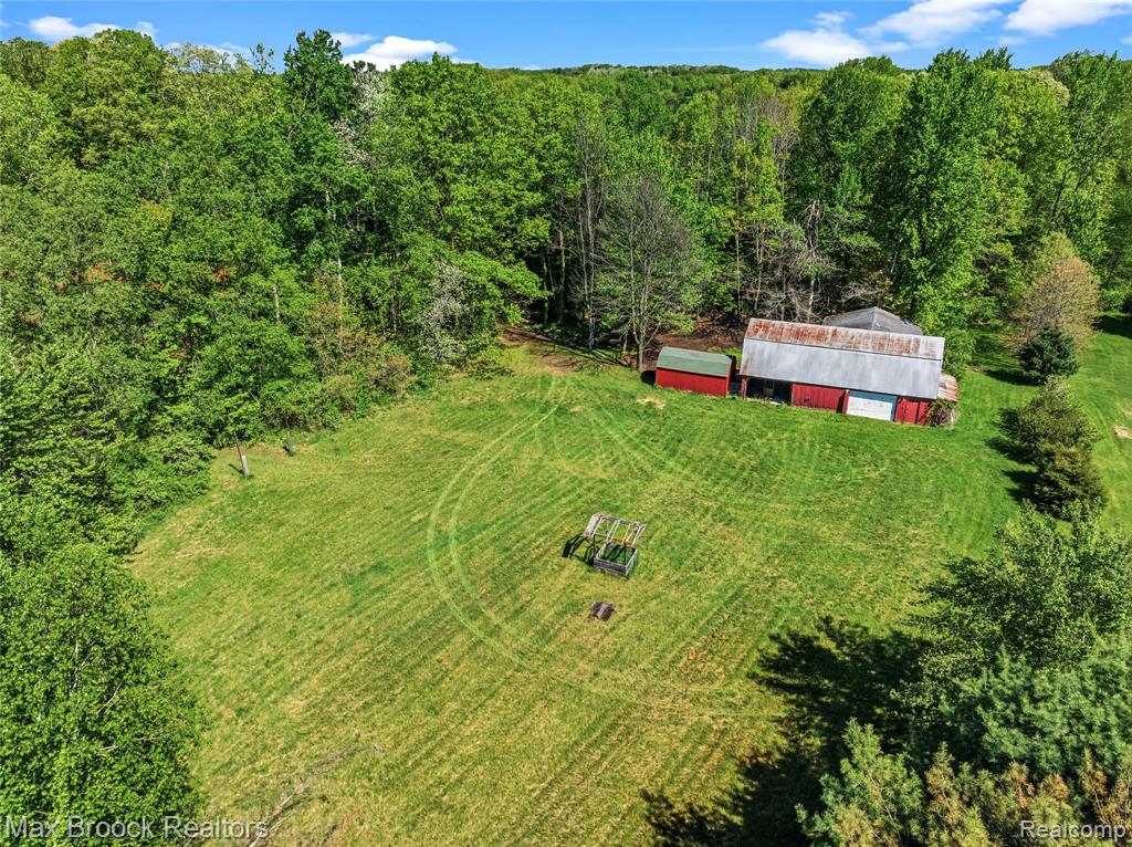 892 W Barnes Lake Road, Columbiaville, MI 48421 — Photo 49