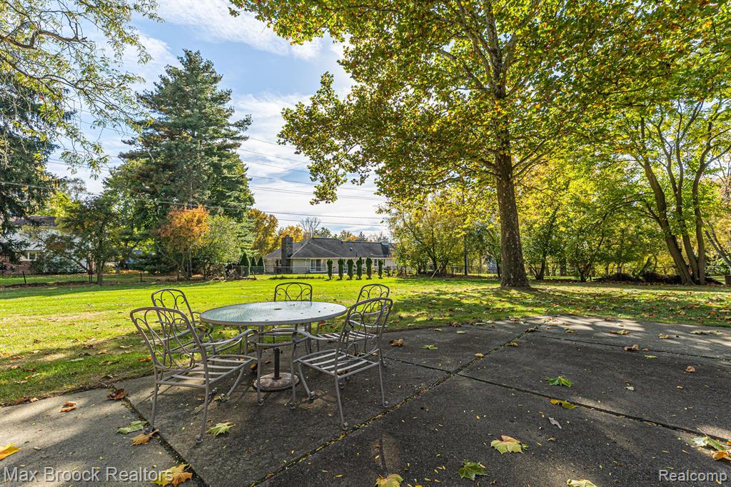 4823 WYE OAK Road, Bloomfield Hills, MI 48301 — Photo 20