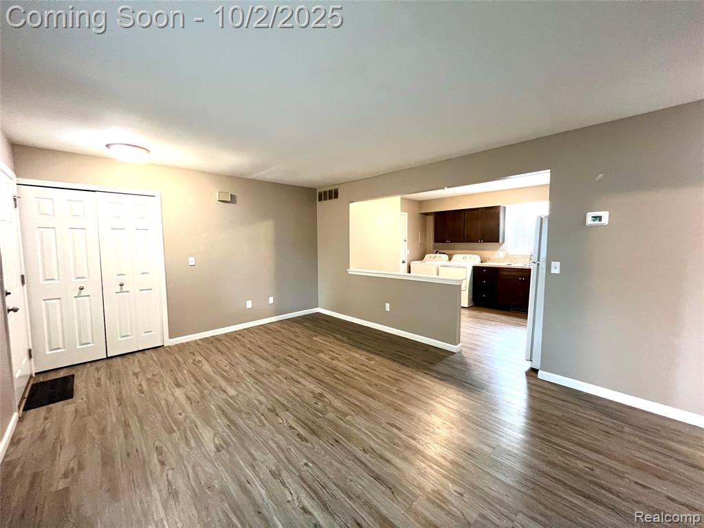 9097 Garfield Drive, Whitmore Lake, MI 48189 — Photo 5