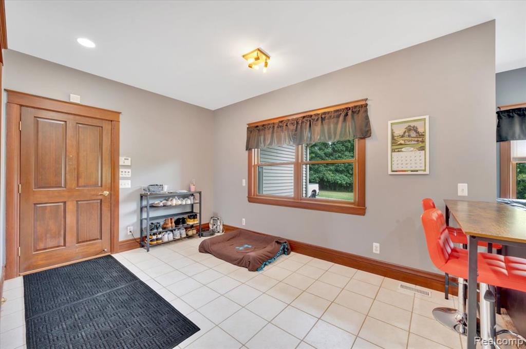 474 N Summers Road, Imlay City, MI 48444 — Photo 15