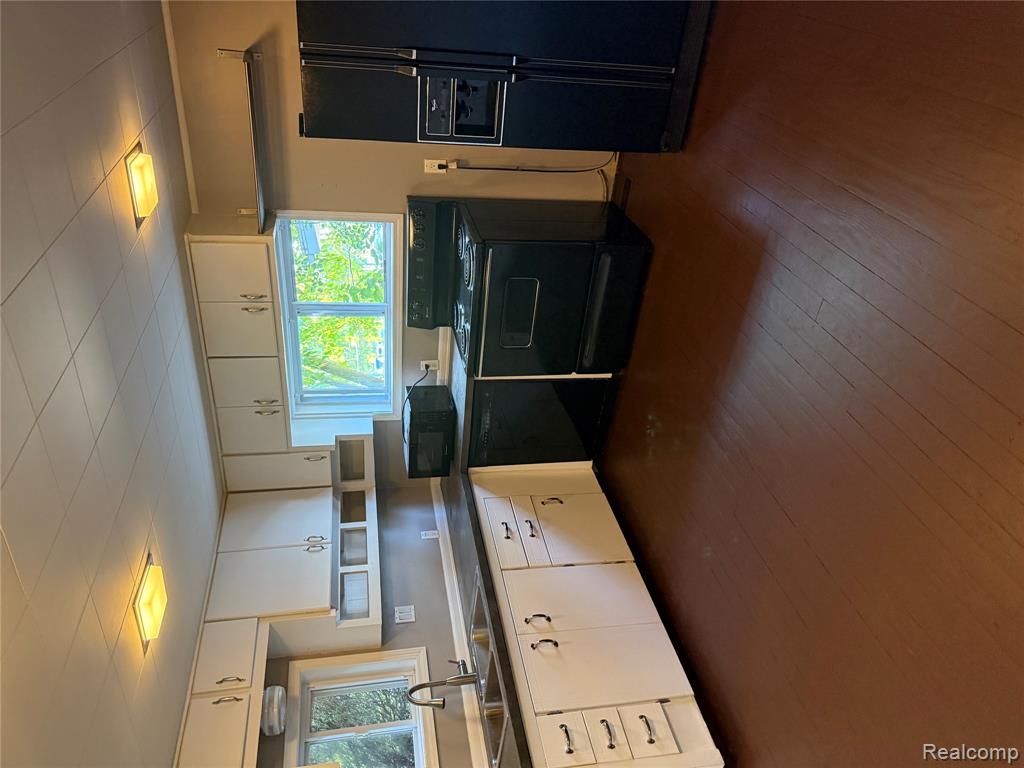 479 Cambridge Road, Royal Oak, MI 48067 — Photo 3