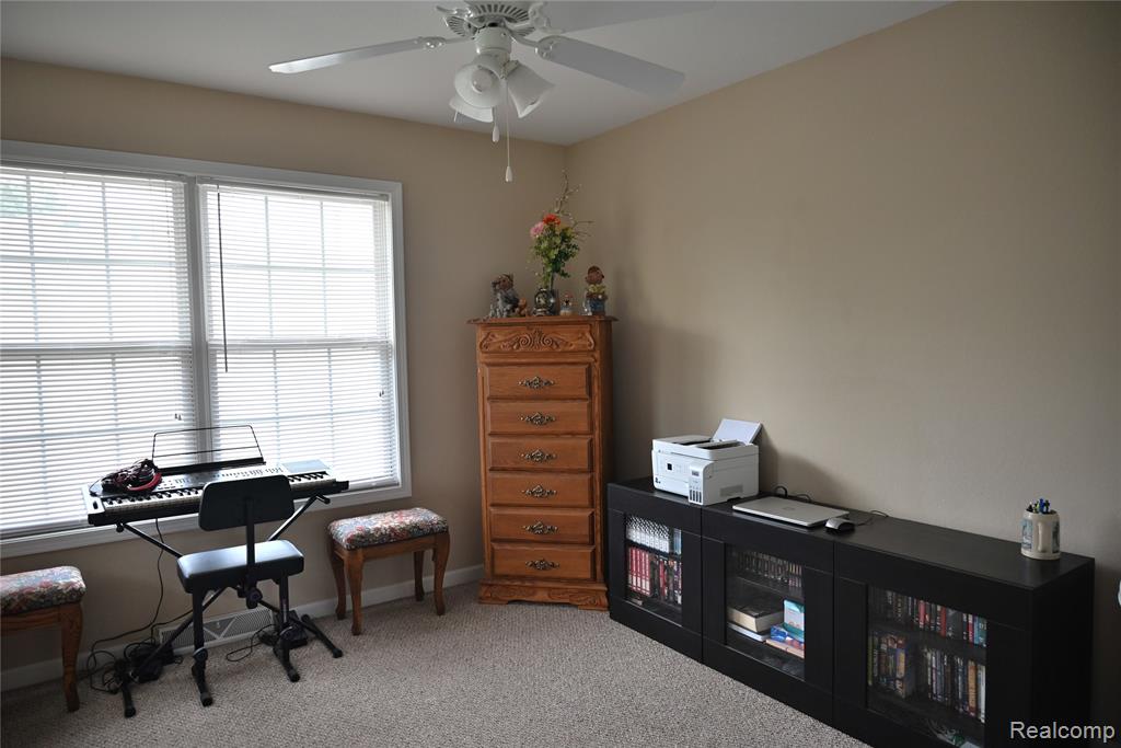 810 Catalina Cove, Luna Pier, MI 48157 — Photo 15