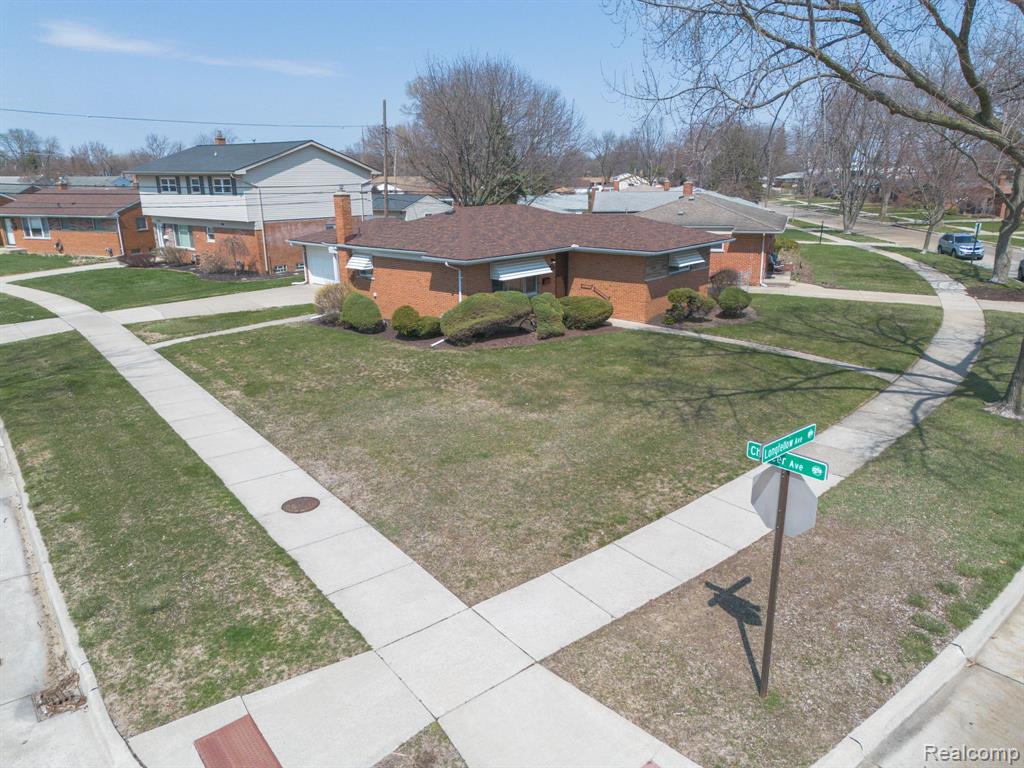 30705 Longfellow Avenue, Madison Heights, MI 48071 — Photo 34