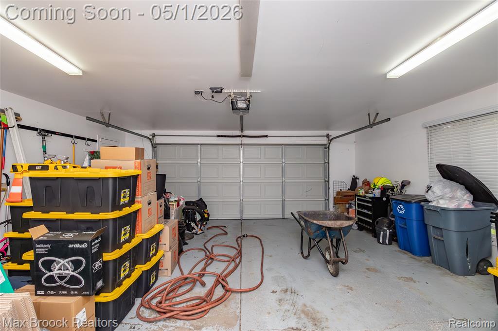 2275 Park Ridge Drive, Bloomfield Hills, MI 48304 — Photo 37