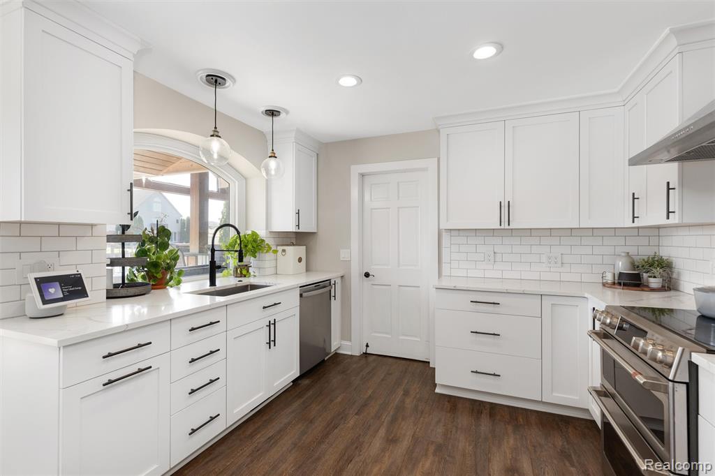 38846 Venetian Drive, Harrison Township, MI — Photo 15