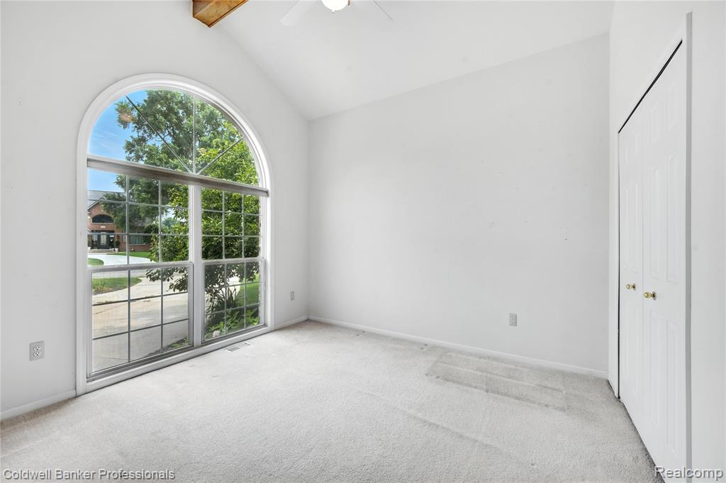 770 Lakes Edge Drive, Oxford, MI 48371 — Photo 14