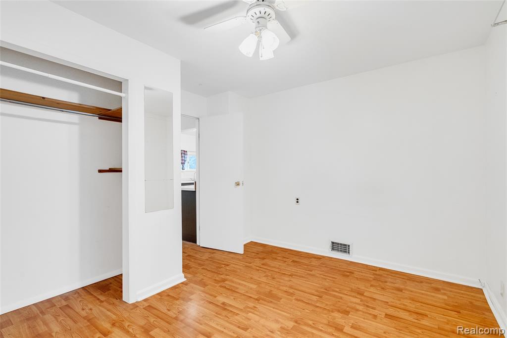 6522 Saline Drive, Waterford, MI 48329 — Photo 12