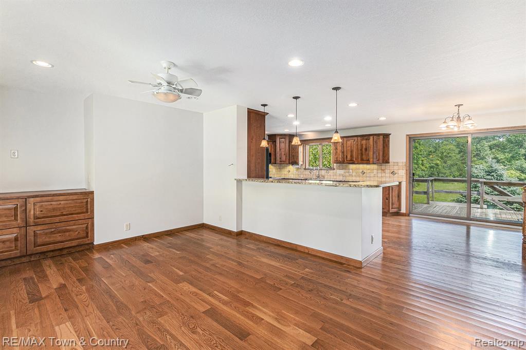 7346 Potter Road, Flushing, MI 48433 — Photo 7