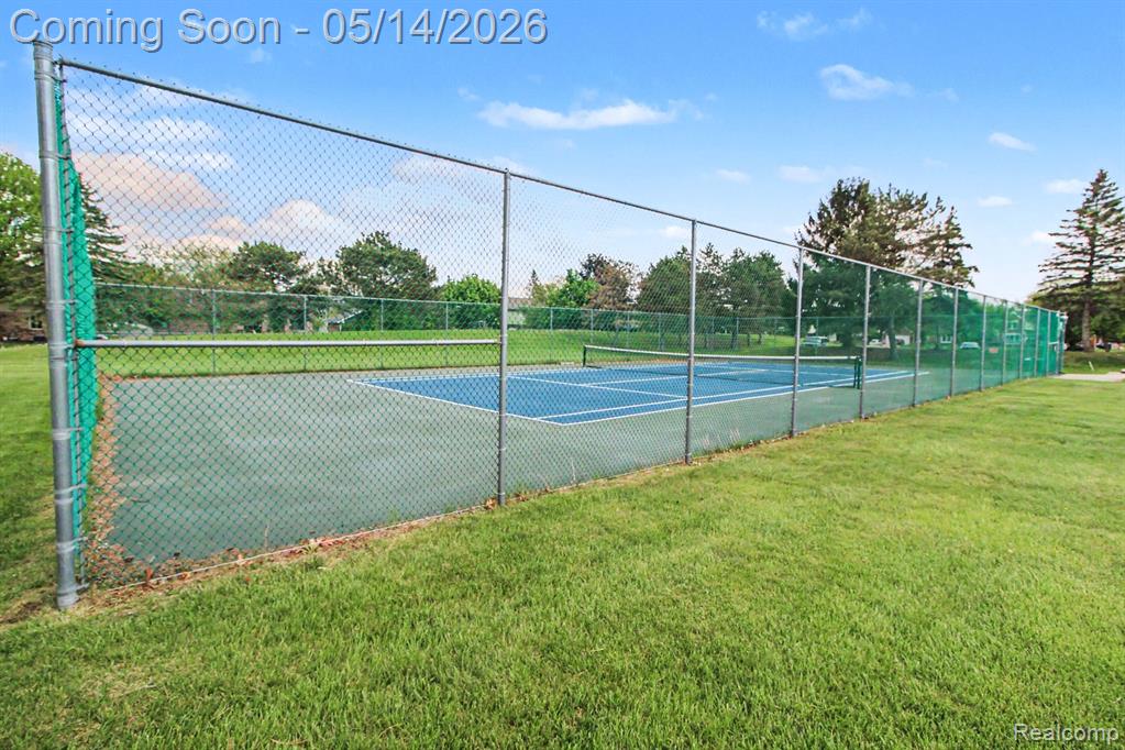 45440 Holmes Drive, Canton, MI 48187 — Photo 31