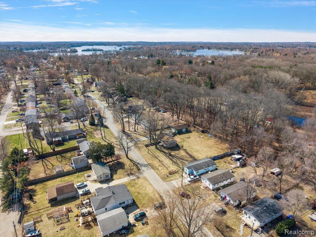 5275 Lake Grove Drive, White Lake, MI 48383 — Photo 54